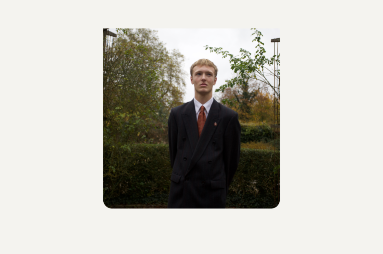 Når kærligheden til fædrelandet kaldes indoktrinering